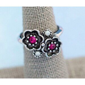 Vintage Black Floral Ring | Silver Tone Ring | Size 7 | Avon | J13